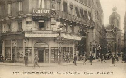 CPA FRANCE 69 "Lyon, Place de la République, cordonnerie"