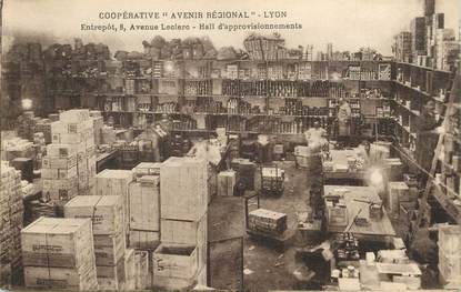CPA FRANCE 69 "Lyon, Coopérative avenir Régional, avenue Leclerc"