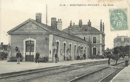 CPA FRANCE 49 "Montreuil Bellay, la gare"