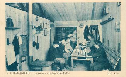 CPA FRANCE 38 "Belledonne, intérieur du refuge Jean Collet"