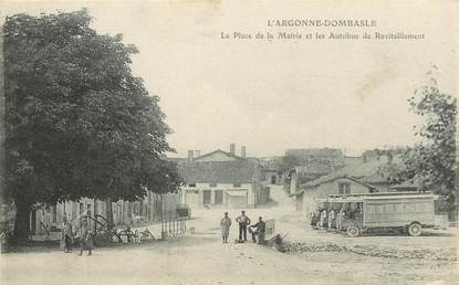 CPA  FRANCE 54 "L'Argonne Dombasle, la Place de la Mairie"