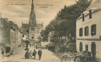  CPA  FRANCE 56 "Sainte Anne d'Auray, l'entrée de la bourgade, la basilique"