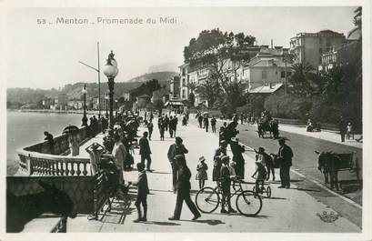  CPA  FRANCE 06 "Menton, la promenade du midi"