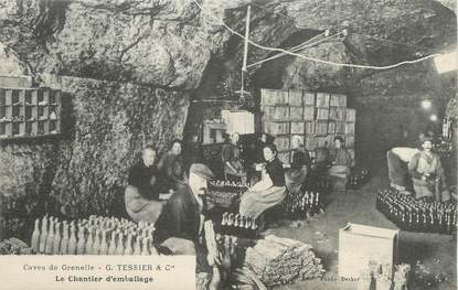/ CPA FRANCE 51 "Caves de Grenelle, G. Tessier et Cie, le chantier d'emballage"