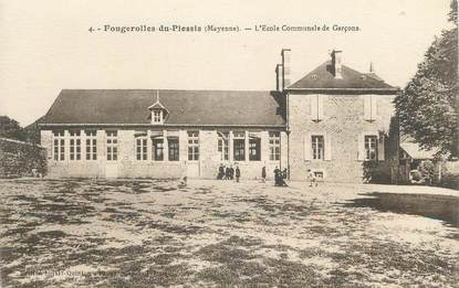 / CPA FRANCE 53 "Fougerolles du Plessis, l'école communale de garçons "
