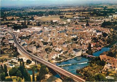 / CPSM FRANCE 72 "Beaumont sur Sarthe, vue générale aérienne "