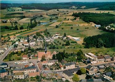 / CPSM FRANCE 72 "Lavare, vue générale aérienne"