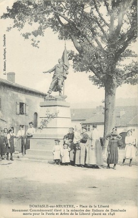 / CPA FRANCE 54 "Dombasle sur Meurthe, place de la liberté"