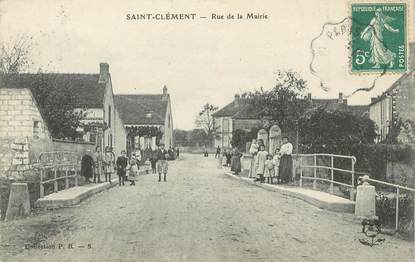 / CPA FRANCE 54 "Saint Clément, rue de la Mairie"