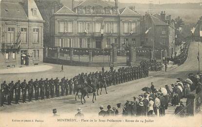 / CPA FRANCE 55 "Montmédy, place de la Sous Préfecture"