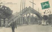 56 Morbihan / CPA FRANCE 56 "Lorient, passerelle du chemin de fer"