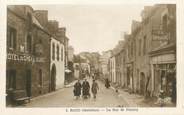 56 Morbihan / CPA FRANCE 56 "Baud, la rue de Pontivy"