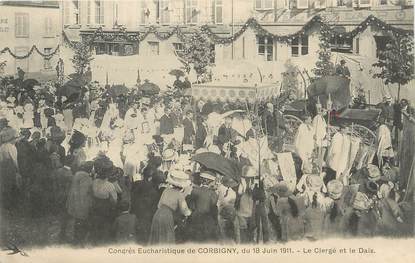 / CPA FRANCE 58 "Congrès Eucharistique de Corbigny, le clergé et la Dais"