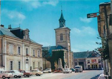 / CPSM FRANCE 72 " Pontvallain, place de l'église"