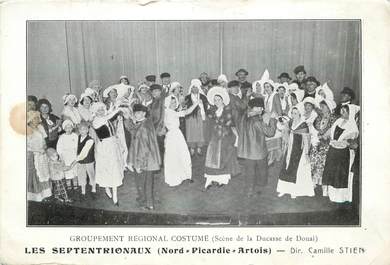 / CPA FRANCE 59 "Douai, groupement National Costumé"