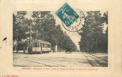 / CPA FRANCE 59 "Roubaix, bld de Paris, arrêt du Tramway Mongy"