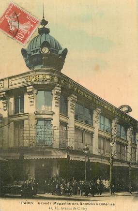 CPA FRANCE 75017 "Paris, les Galeries Lafayette, avenue de Clichy"