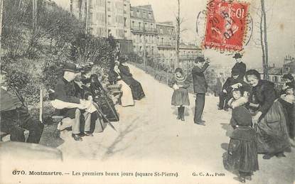  CPA FRANCE 75018 "Paris, Montmartre, les premiers beaux jours, Square Saint Pierre"