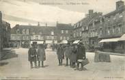 61 Orne / CPA FRANCE 61 "Carrouges, la place des Halles"