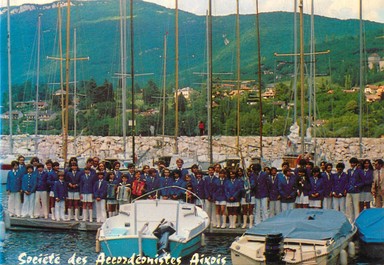 / CPSM FRANCE 73 "Aix les Bains, société des Accordéonistes Aixois"  /  ACCORDEON