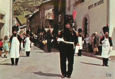 / CPSM FRANCE 73 "Aussois" / POMPIERS