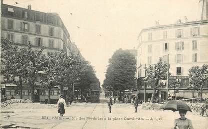 CPA FRANCE 75020 "Paris, rue des Pyrénées et place Gambetta"