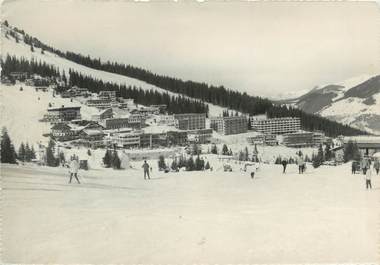 / CPSM FRANCE 73 "Courchevel , vue générale de la piste de Bellecôte"