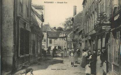 / CPA FRANCE 61 "Putanges, grande rue"