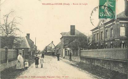 / CPA FRANCE 61 "Villers en OUche, route de Laigle"