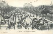 62 Pa De Calai / CPA FRANCE 62 "Arras, le marché aux chevaux"