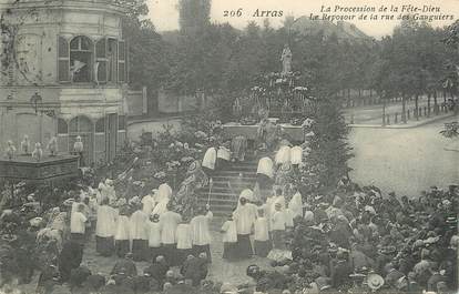 / CPA FRANCE 62 "Arras, la procession de la fête Dieu"