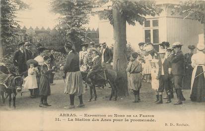 / CPA FRANCE 62 "Arras, la station des ânes pour la promenade"