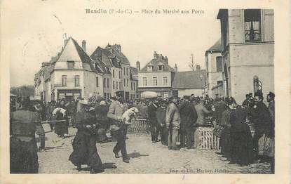 / CPA FRANCE 62 "Hesdin, place du marché aux porcs"