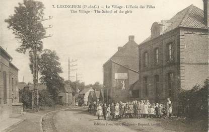 / CPA FRANCE 62 "Lozinghem, le village, l'école des filles"