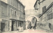 30 Gard / CPA FRANCE 30 "Nîmes, porte de France"