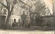 30 Gard / CPA FRANCE 30 "Tresques, bureau de poste et hôtel de la mairie"