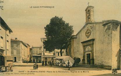 / CPA FRANCE 30 "Saint Jean du Gard, place de la Révolution"