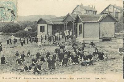 CPA FRANCE 64 "Hendaye, sanatorium de la ville de Paris, avant le départ pour le bain"