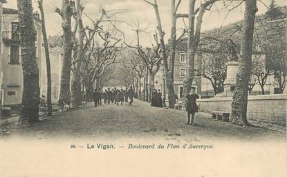 / CPA FRANCE 30 "Le Vigan, bld du plan d'Auvergne"