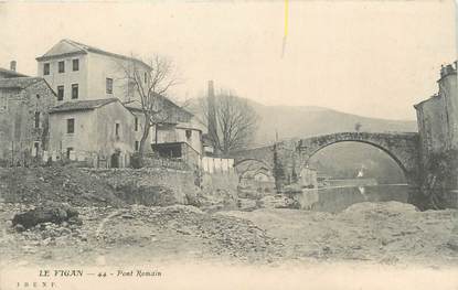 / CPA FRANCE 30 "Le Vigan, pont Romain"