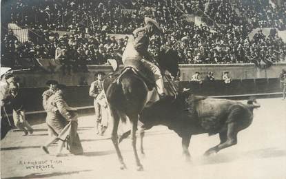 / CARTE PHOTO FRANCE 13 "En Camargue" /  CORRIDA