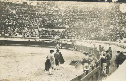 / CARTE PHOTO FRANCE 30 "Nîmes"  / CORRIDA