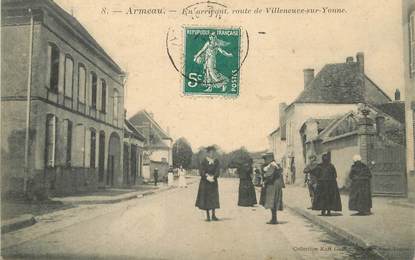 CPA FRANCE 89 "Armeau, route de Villeneuve sur Yonne"