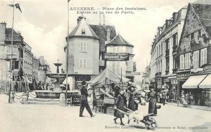 CPA FRANCE 89 "Auxerre, Place des Fontaines, rue de Paris"