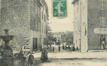 CPA FRANCE 83 "La Motte, la rue Neuve"