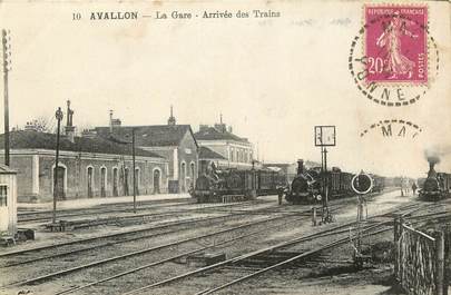 CPA FRANCE 89 "Avallon, la gare" / TRAIN