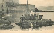 83 Var CPA FRANCE 83 "Saint Tropez, pêcheurs à la Tour vieille"