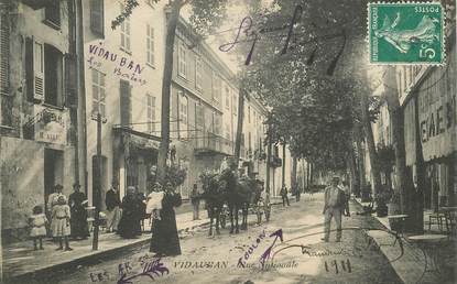  CPA FRANCE 83 "Vidauban, la rue Nationale"