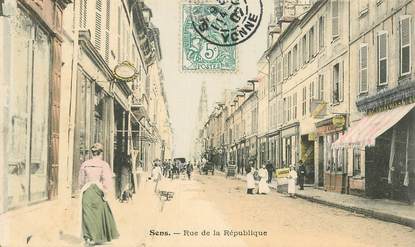   CPA  FRANCE 89 "Sens, rue de la République"