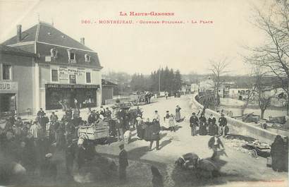 / CPA FRANCE 31 "Montréjeau, Gourdan Polignan, la place"